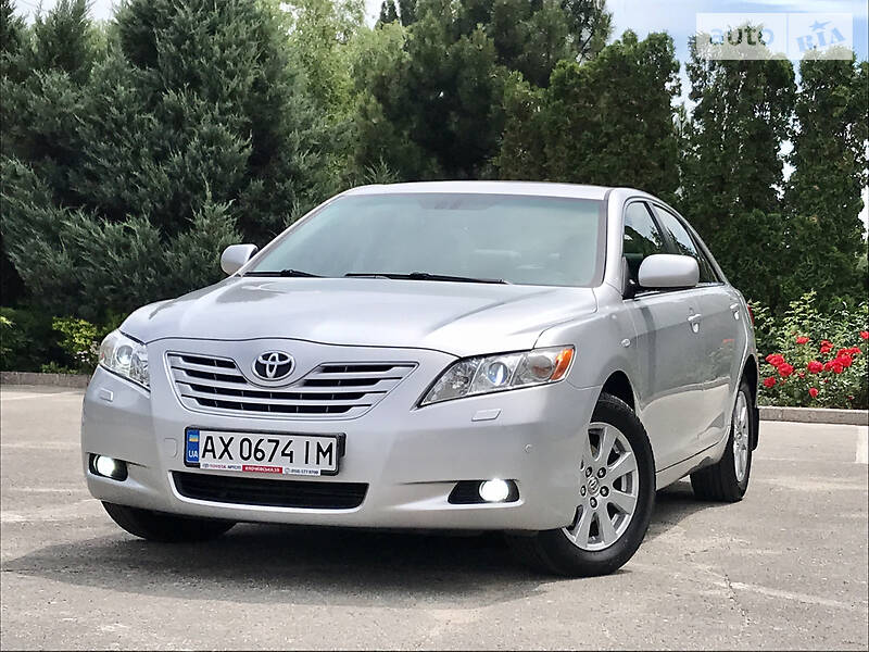 Седан Toyota Camry 2008 в Харкові