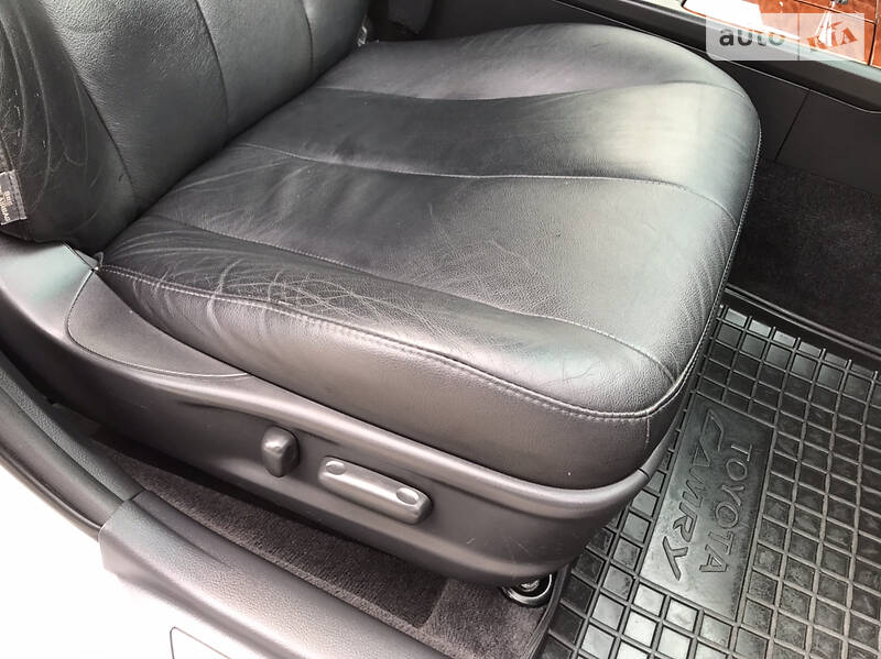 Седан Toyota Camry 2008 в Харкові