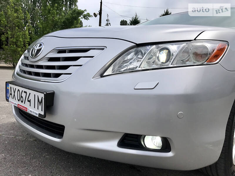 Седан Toyota Camry 2008 в Харкові