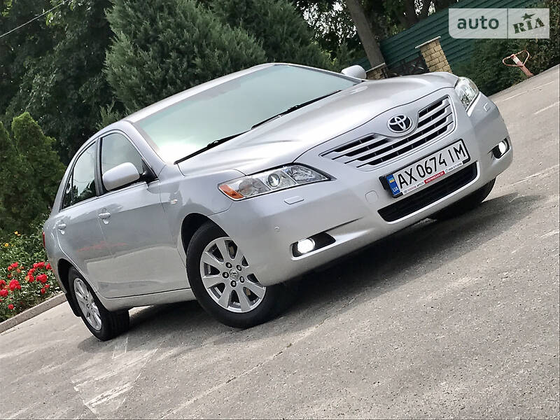 Седан Toyota Camry 2008 в Харкові