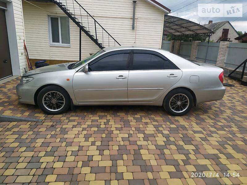 Седан Toyota Camry 2002 в 