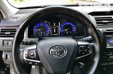 Седан Toyota Camry 2017 в 