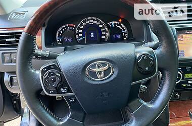 Седан Toyota Camry 2013 в 