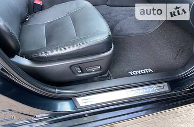 Седан Toyota Camry 2013 в 