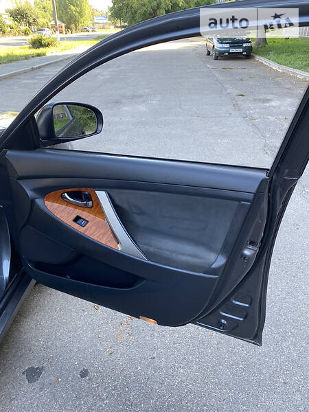 Седан Toyota Camry 2010 в Конотопі