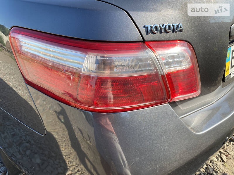 Седан Toyota Camry 2010 в Конотопі