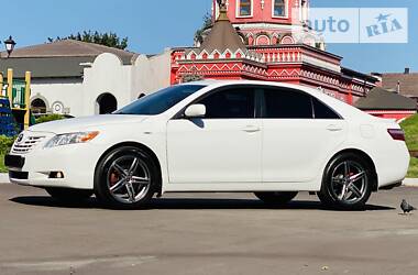 Седан Toyota Camry 2009 в 