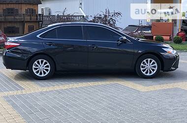 Седан Toyota Camry 2015 в 