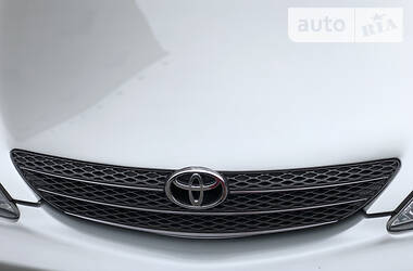 Седан Toyota Camry 2005 в 