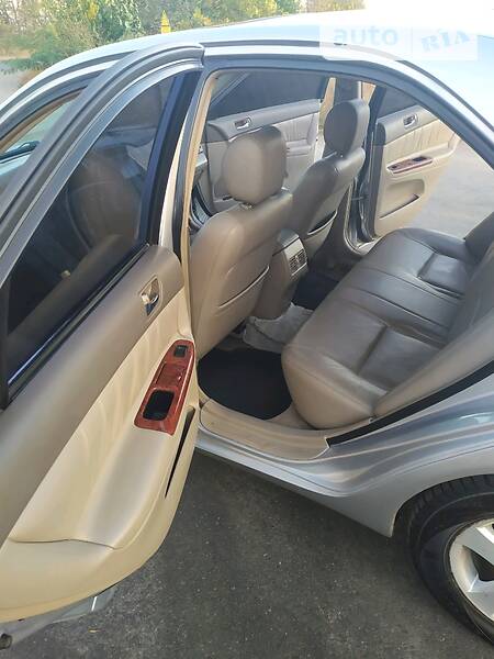 Седан Toyota Camry 2004 в Овидиополе