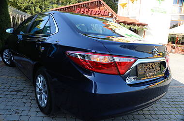 Седан Toyota Camry 2015 в Трускавці