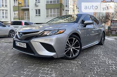 Седан Toyota Camry 2019 в Ивано-Франковске