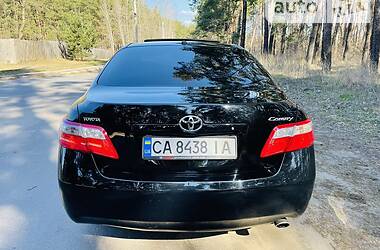 Седан Toyota Camry 2009 в Харькове