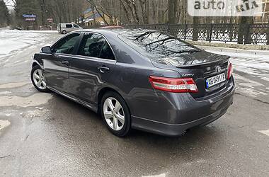 Седан Toyota Camry 2010 в Хмельнике