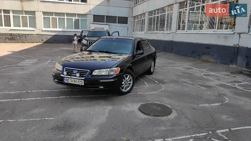 Toyota Camry 2000