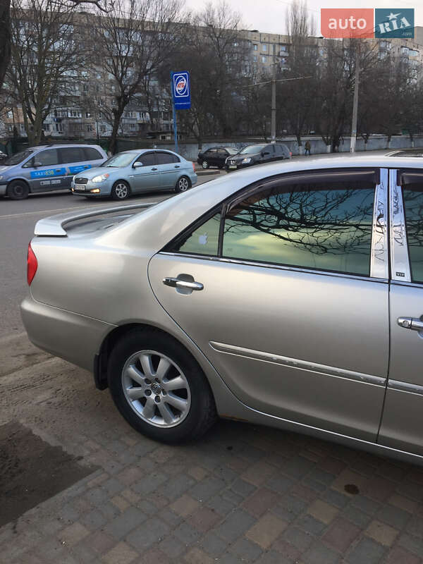 Седан Toyota Camry 2004 в Одесі