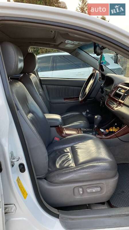 Седан Toyota Camry 2004 в Львове фото 22 Седан Toyota Camry 2004 в Львове