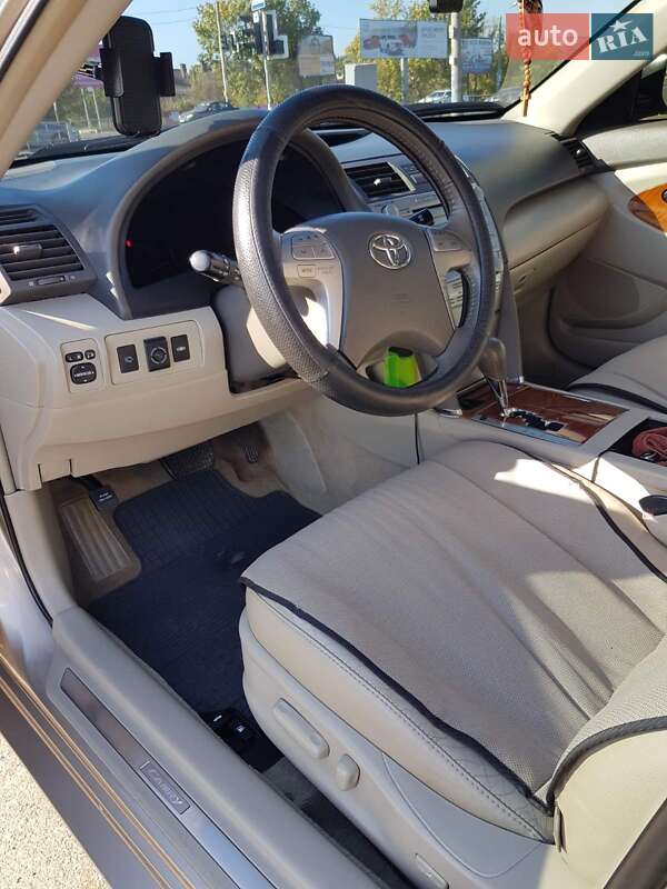 Седан Toyota Camry 2008 в Одессе