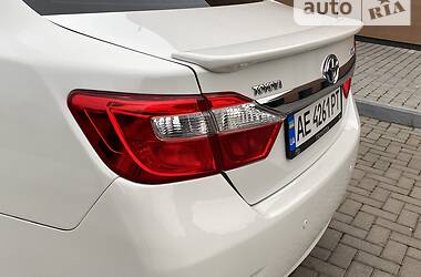 Седан Toyota Camry 2012 в Днепре