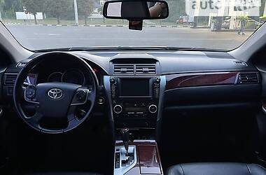 Седан Toyota Camry 2012 в Днепре