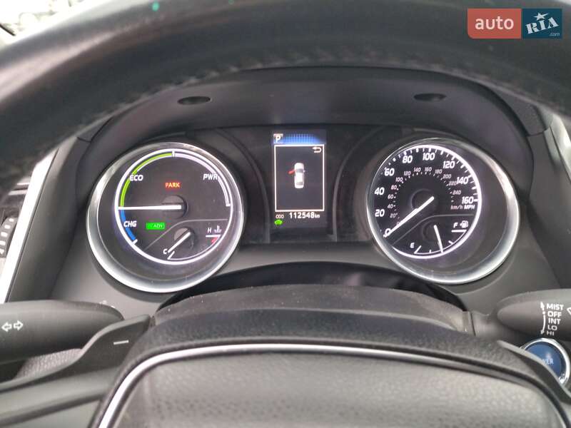 Седан Toyota Camry 2018 в Виннице