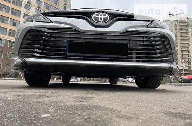 Седан Toyota Camry 2018 в 