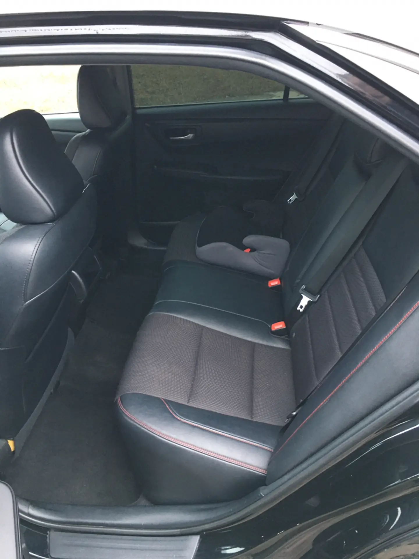 2016 Toyota Camry - мініатюра 13