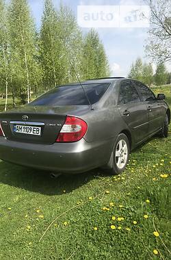 Седан Toyota Camry 2003 в Житомире