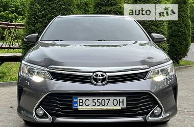 Хэтчбек Toyota Camry 2016 в Дрогобыче