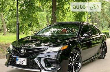 Седан Toyota Camry 2019 в 