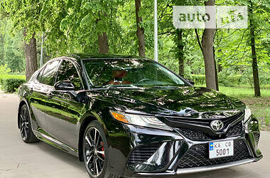 Седан Toyota Camry 2019 в 