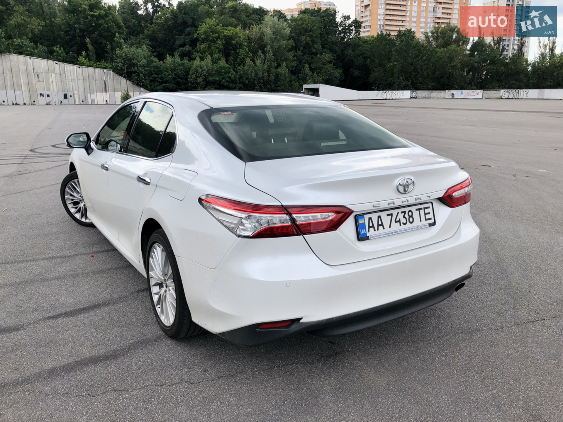 2017 Toyota Camry - мініатюра 9