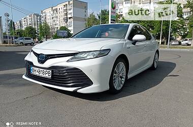 Седан Toyota Camry 2019 в Одессе