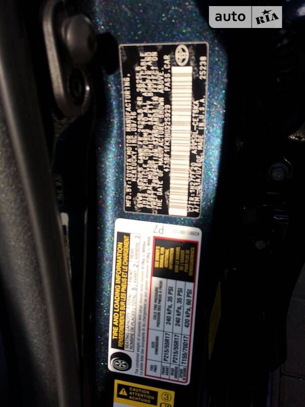 Седан Toyota Camry 2016 в Києві