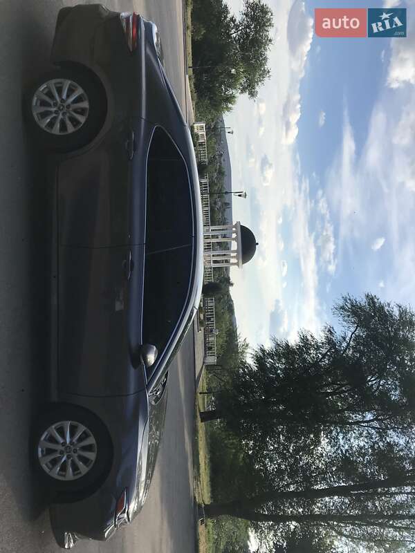 Седан Toyota Camry 2018 в Кривому Розі