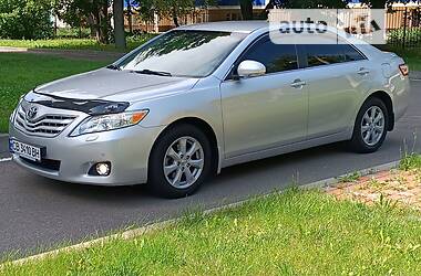 Седан Toyota Camry 2009 в Чернигове