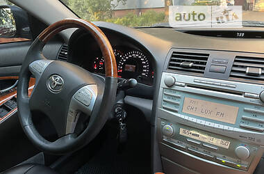 Седан Toyota Camry 2007 в Пирятине