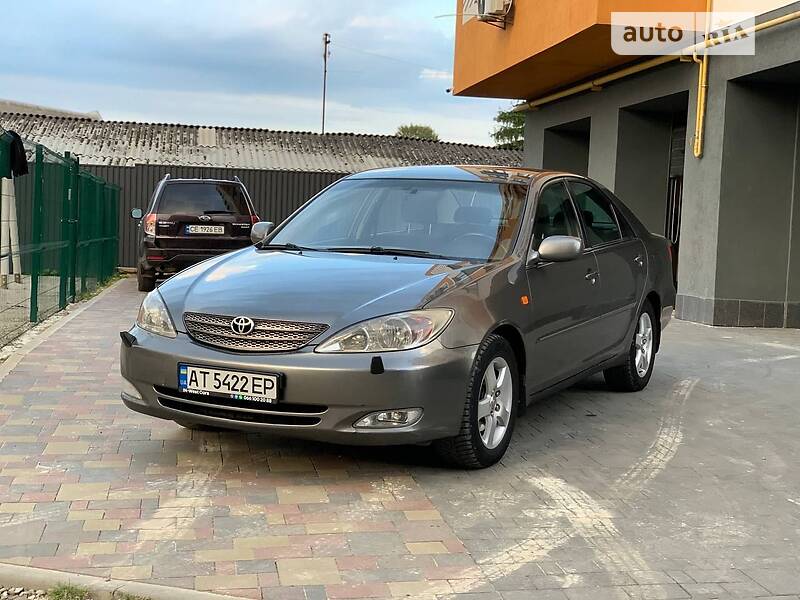 Седан Toyota Camry 2002 в Ивано-Франковске