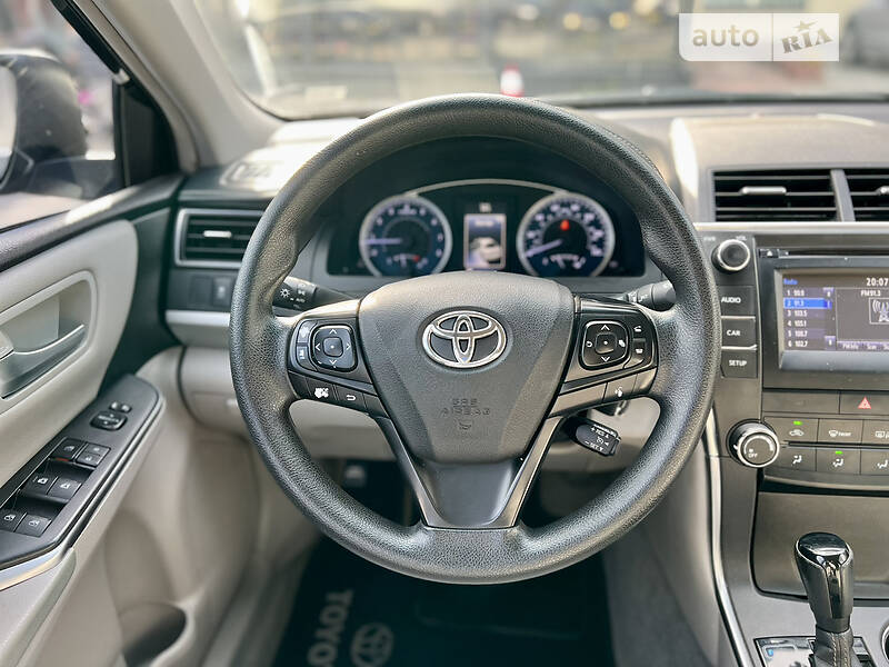 Седан Toyota Camry 2016 в Вінниці