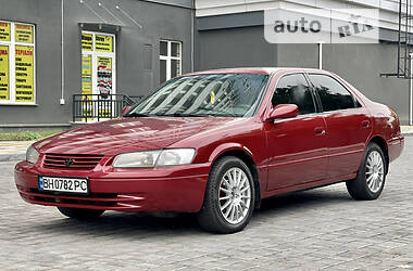 Седан Toyota Camry 1999 в Одесі