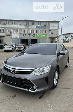 Седан Toyota Camry 2016 в Харькове