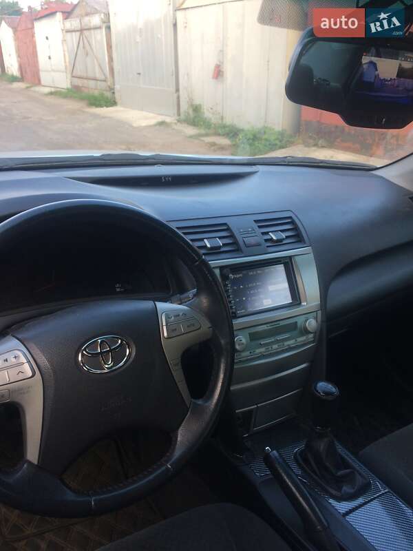 Седан Toyota Camry 2007 в Черкасах