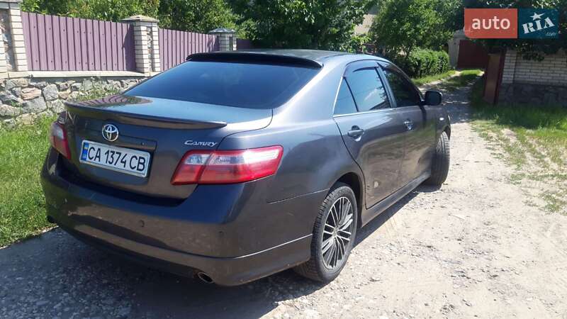 Седан Toyota Camry 2007 в Жашківу