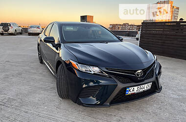 Седан Toyota Camry 2018 в 