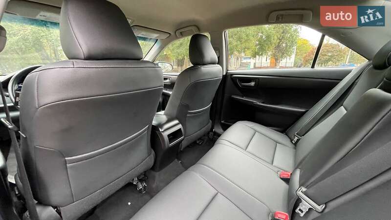 Седан Toyota Camry 2016 в Одессе