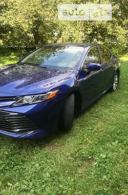 Toyota Camry 2018