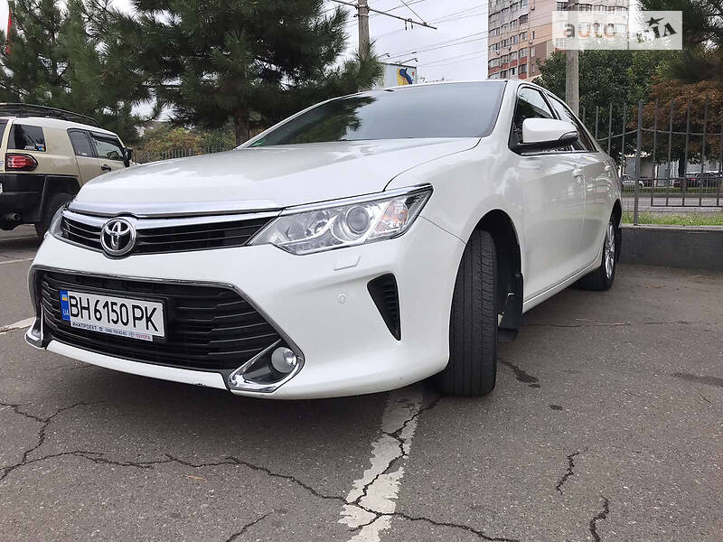 Седан Toyota Camry 2016 в Одесі