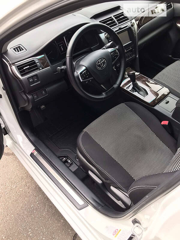 Седан Toyota Camry 2016 в Одесі