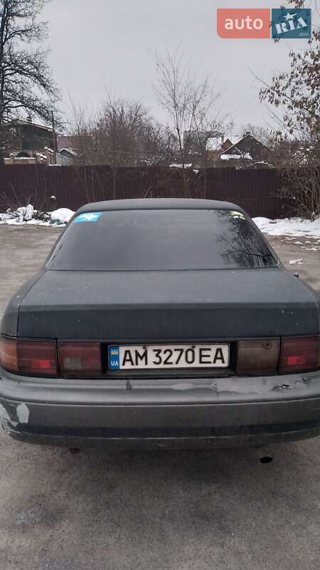 Седан Toyota Camry 1995 в Житомире