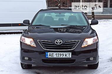 Седан Toyota Camry 2008 в Днепре